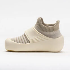 Jbrds Stand2Walk -Sports Shoe Store 121402 3 1