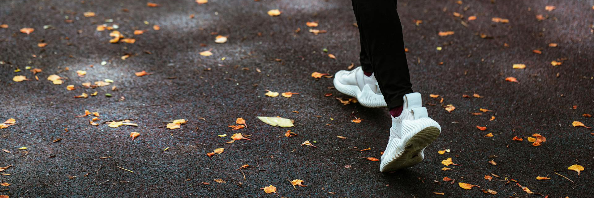 Sports Shoe Store -Sports Shoe Store pexels ketut subiyanto 4429101